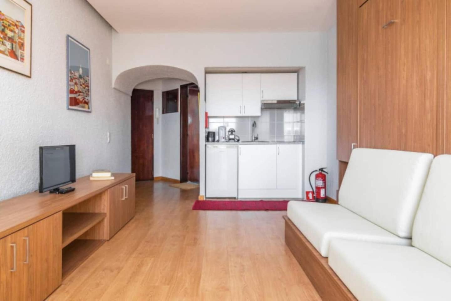 Wonderful Studio In Cascais With Sea View ภายนอก รูปภาพ